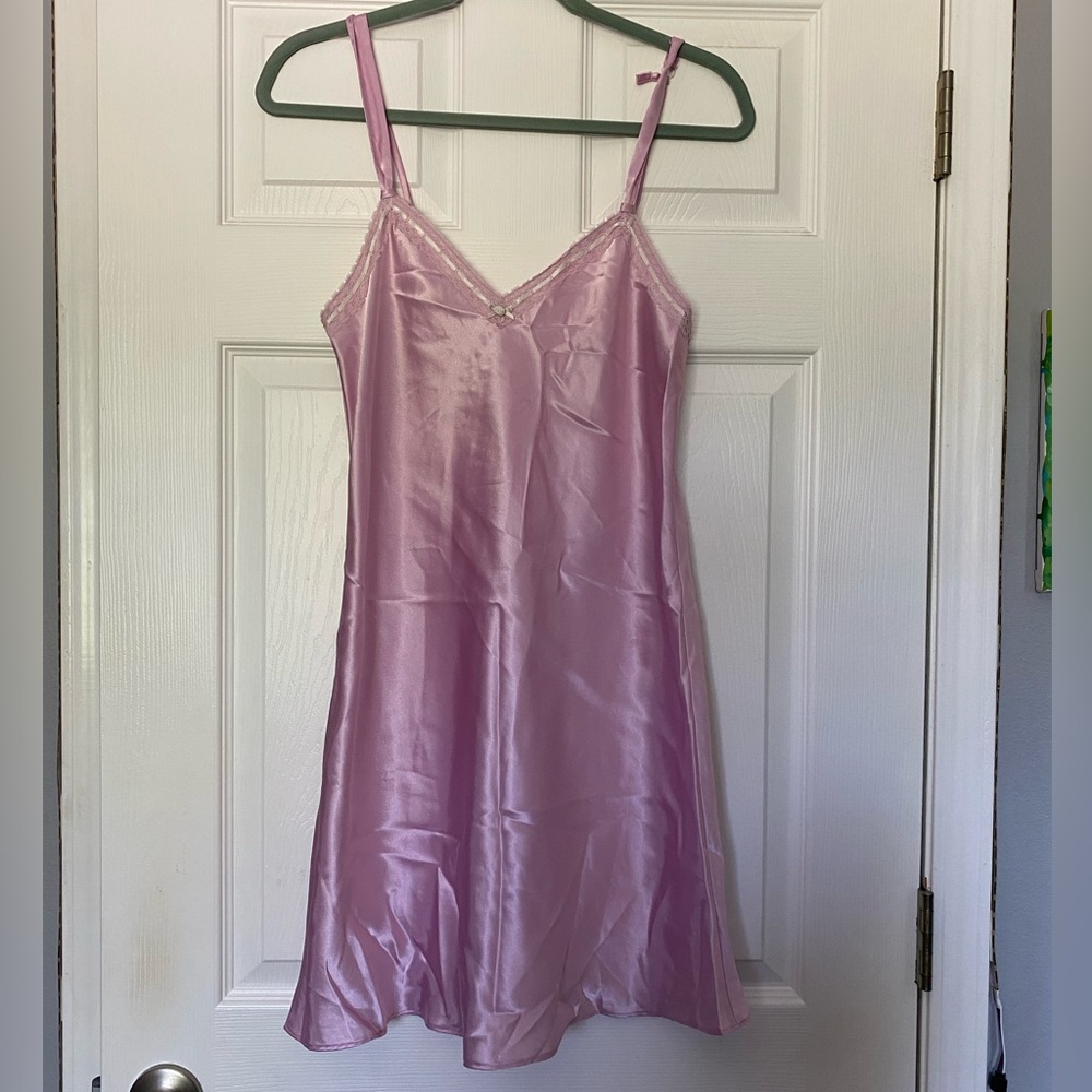 Women’s Elegant Pink Satin/Silky Nightgown